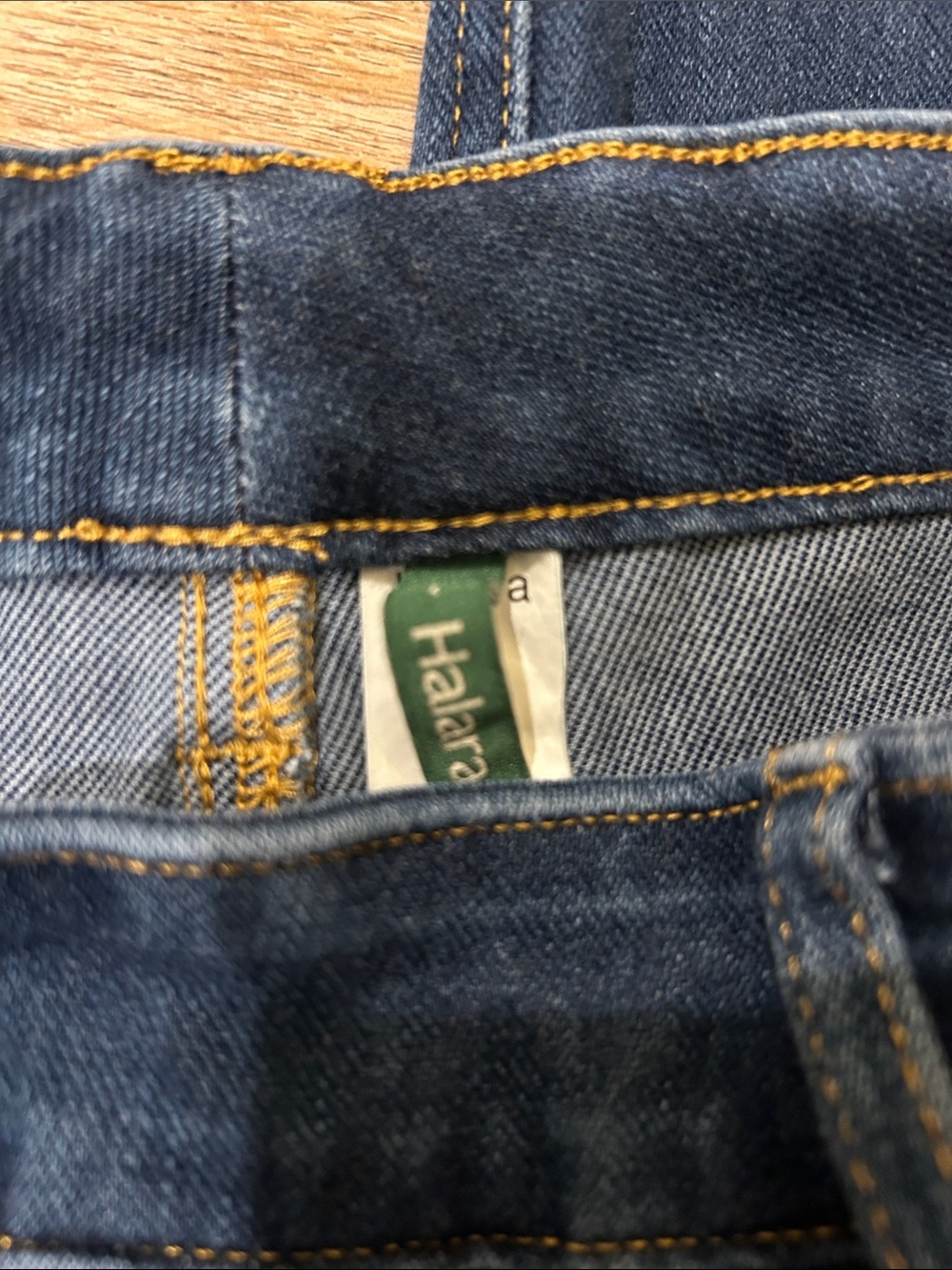 HALARA Straight-Leg Stretch Jeans in Medium Blue Denim - Picture 5 of 5